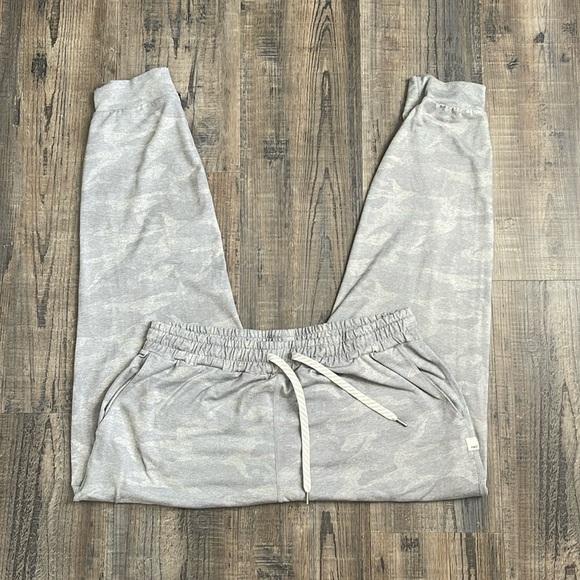 Vuori performance dreamknit camo jogger - Picture 2 of 7